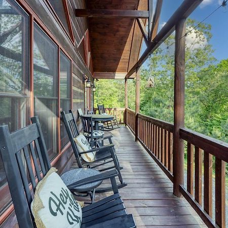 Trout N' About Your Blue Ridge Mountains Retreat, Hot Tub + Game Room! เอลลิเจย์ ภายนอก รูปภาพ