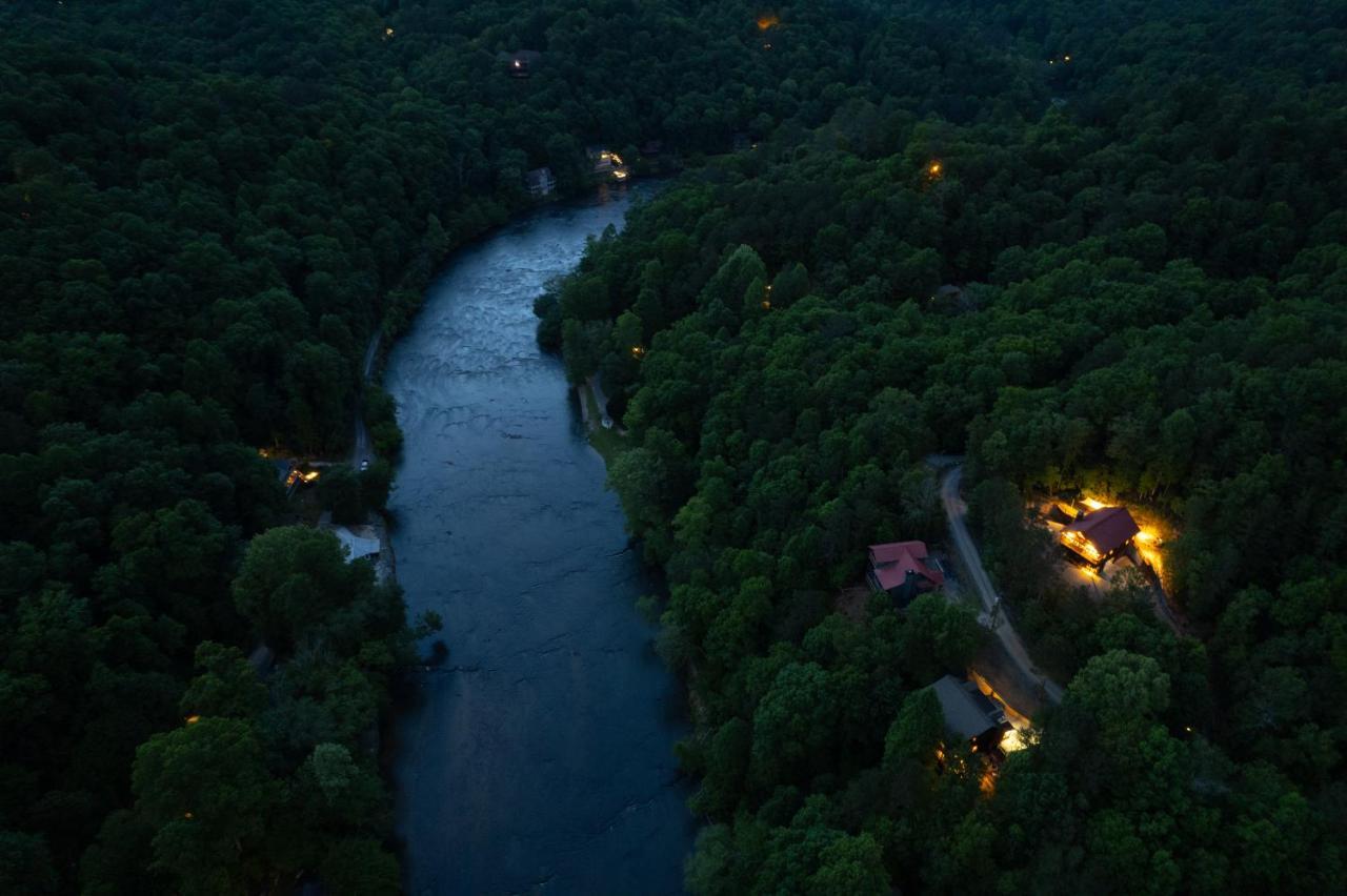 Trout N' About Your Blue Ridge Mountains Retreat, Hot Tub + Game Room! เอลลิเจย์ ภายนอก รูปภาพ