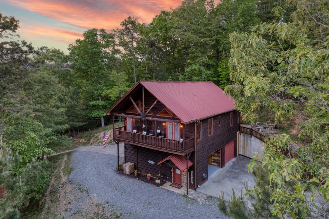 Trout N' About Your Blue Ridge Mountains Retreat, Hot Tub + Game Room! เอลลิเจย์ ภายนอก รูปภาพ