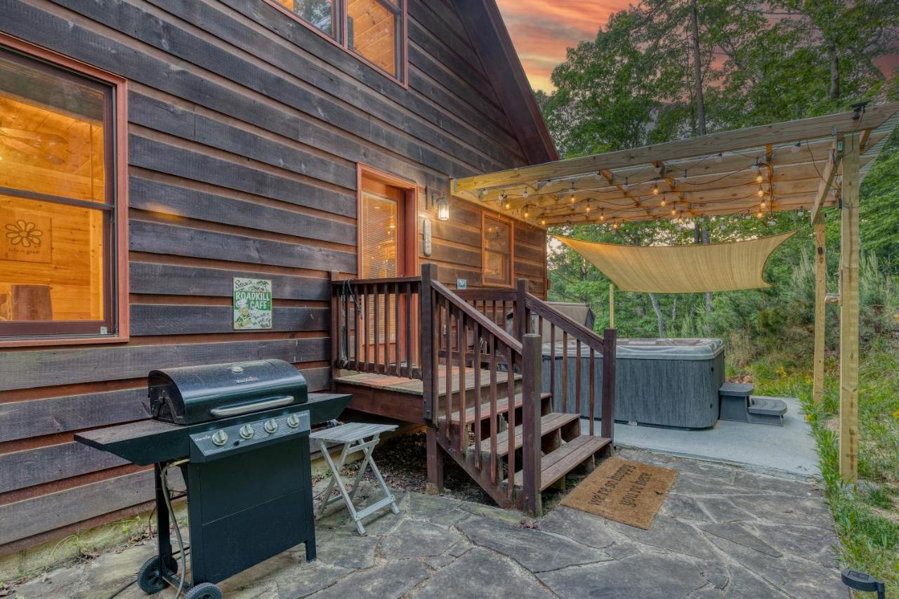 Trout N' About Your Blue Ridge Mountains Retreat, Hot Tub + Game Room! เอลลิเจย์ ภายนอก รูปภาพ